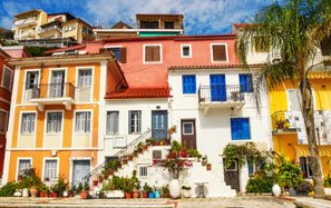 Χρώματα - Υποστρωματα και τενχοτροπιες